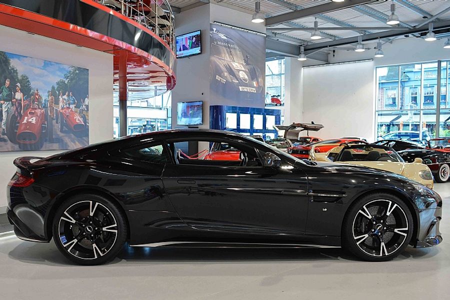 2017 Aston Martin Vanquish S