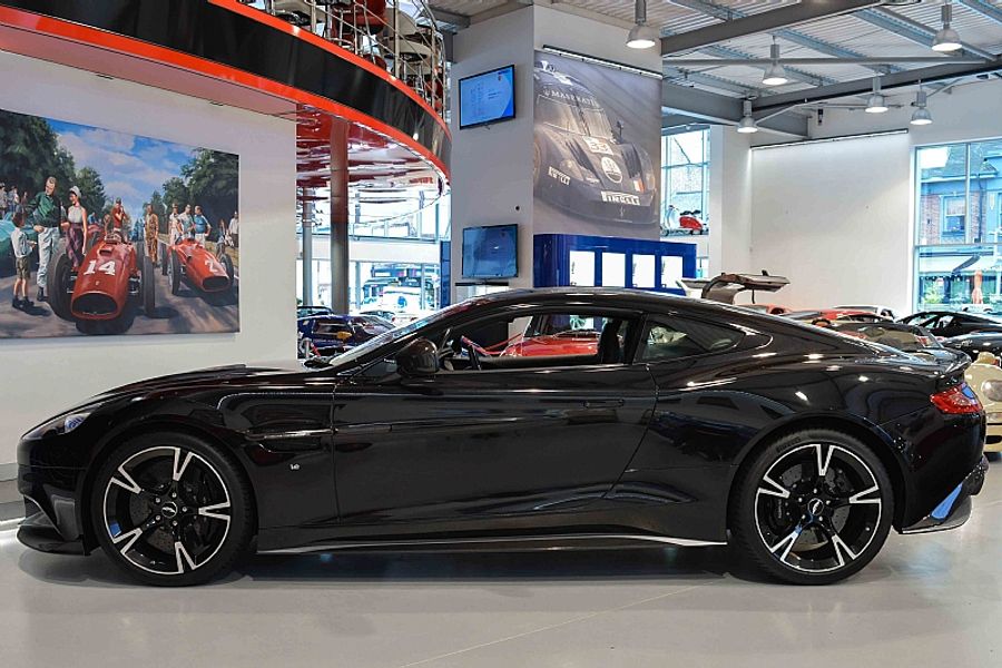 2017 Aston Martin Vanquish S