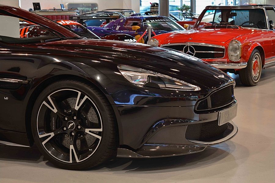 2017 Aston Martin Vanquish S