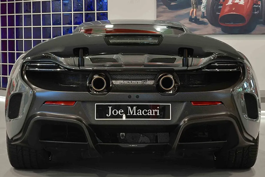 2015 McLaren 675LT