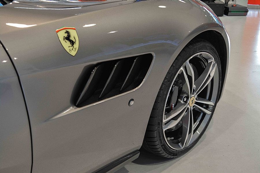 2017 Ferrari GTC4 Lusso