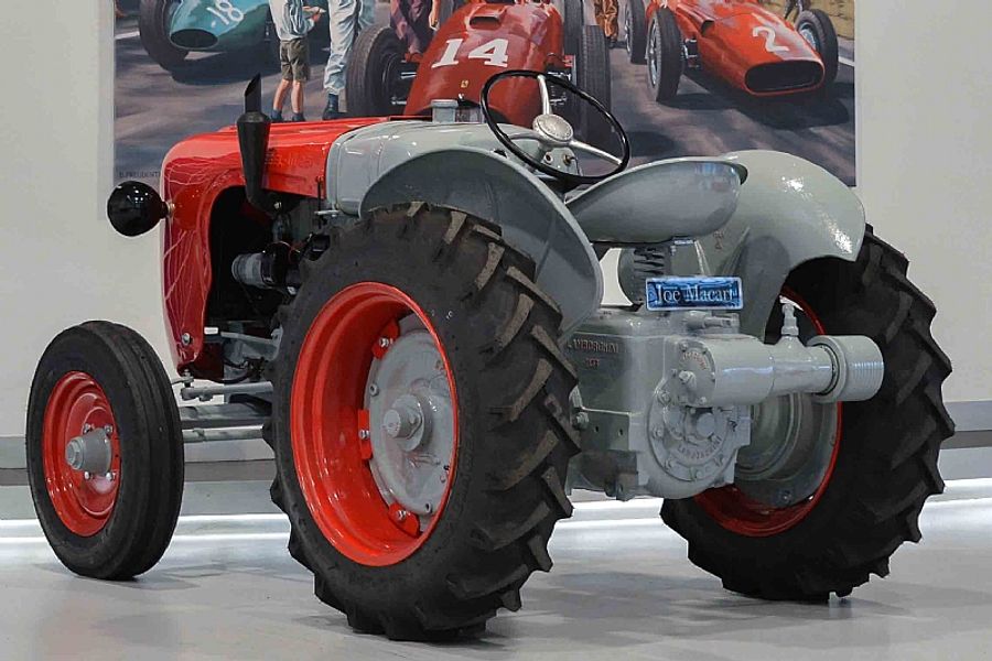 1956 Lamborghini DL25 Tractor