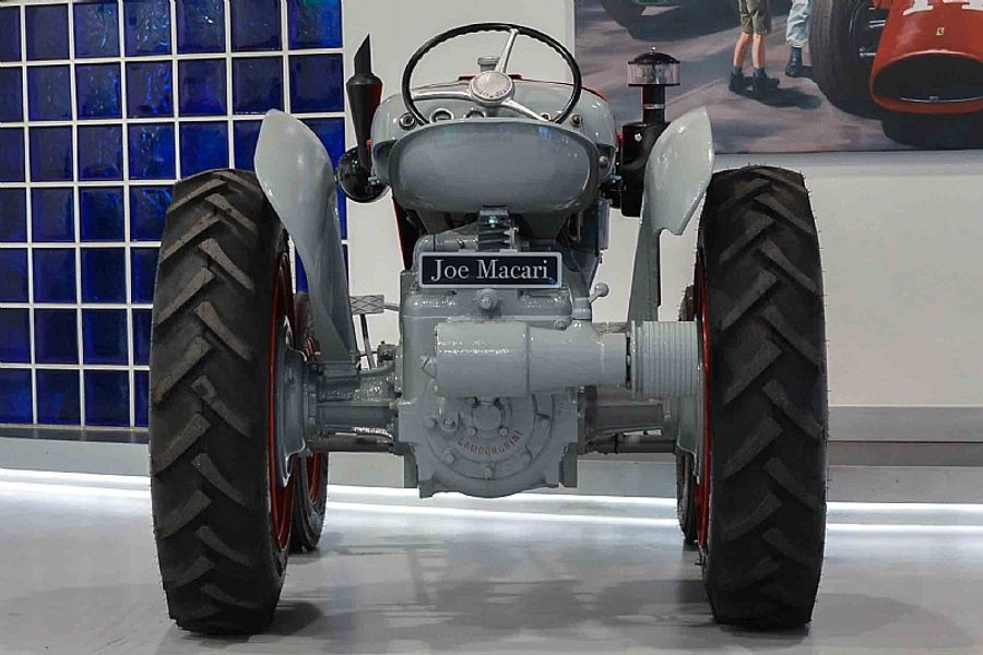 1956 Lamborghini DL25 Tractor