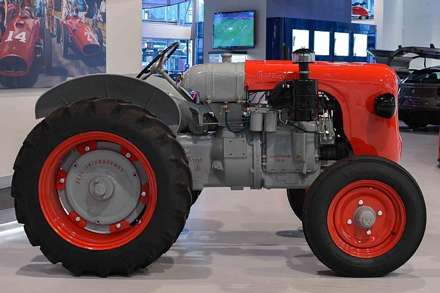1956 Lamborghini DL25 Tractor