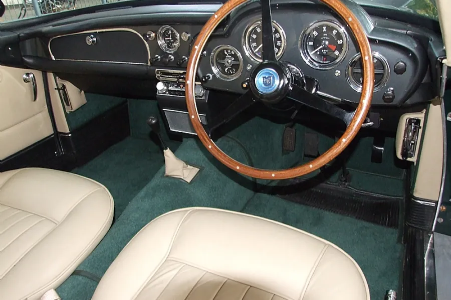 1962 Aston Martin DB4 series 4 Vantage specification