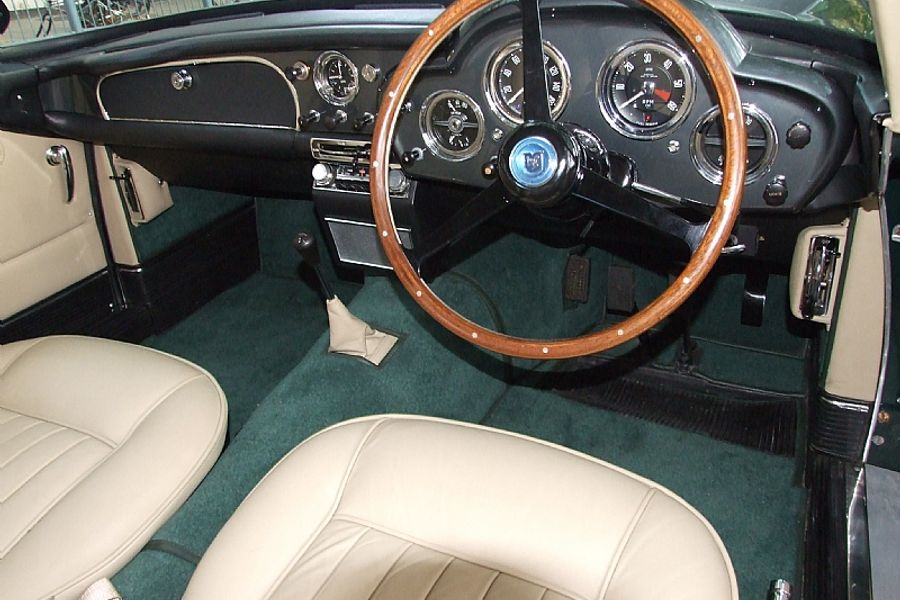 1962 Aston Martin DB4 series 4 Vantage specification