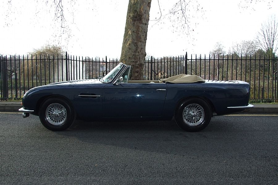 1967 Aston Martin DB6 Volante