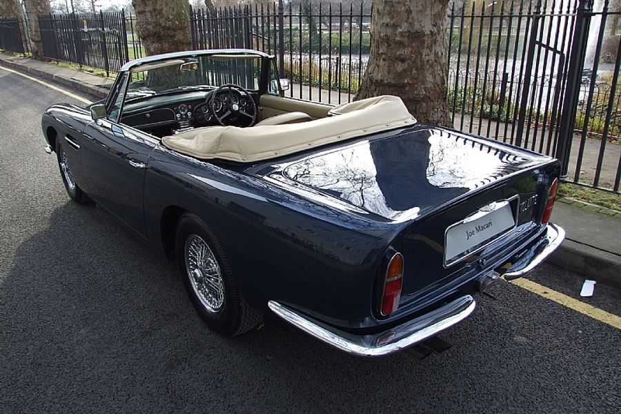 1967 Aston Martin DB6 Volante