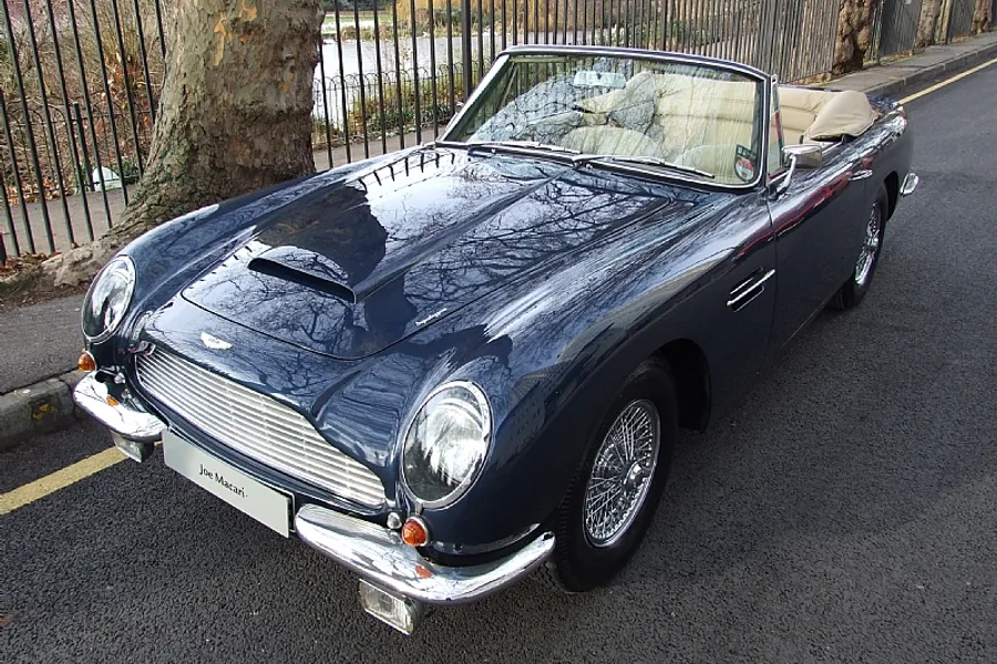 1967 Aston Martin DB6 Volante