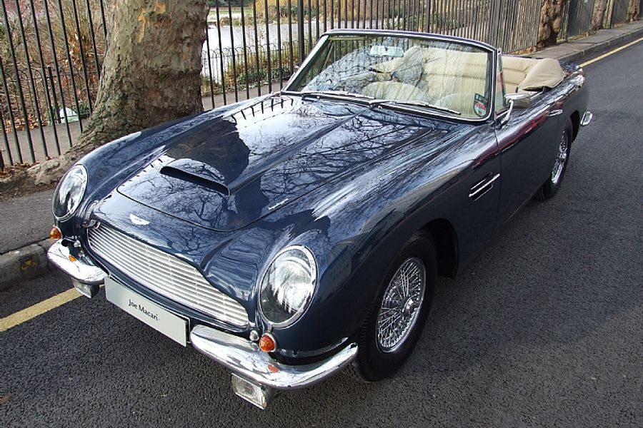 1967 Aston Martin DB6 Volante