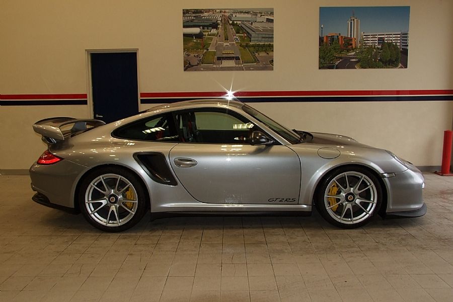 2011 Porsche GT2 RS LHD
