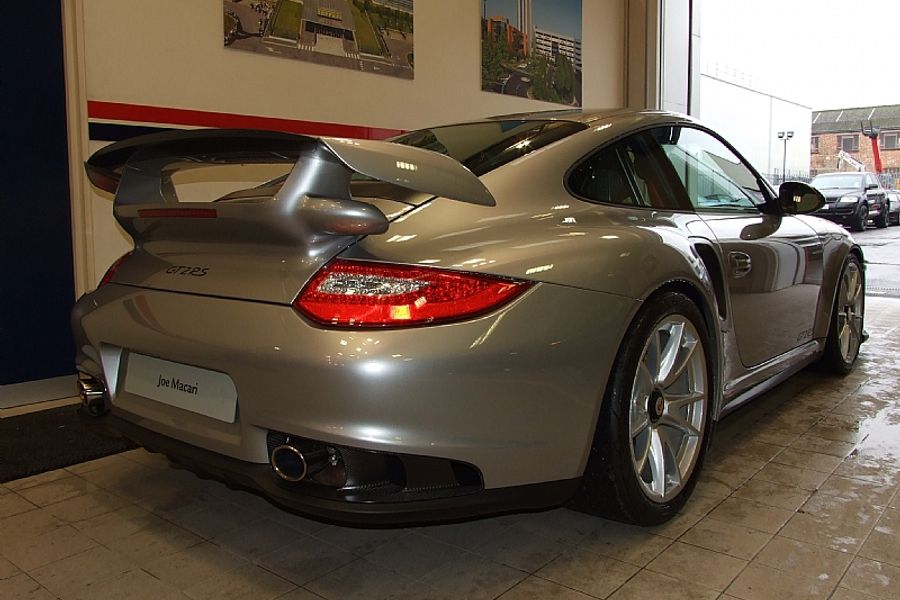 2011 Porsche GT2 RS LHD