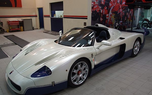 2006 Maserati MC12