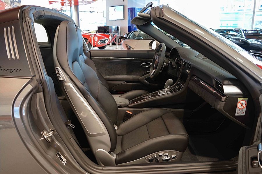 2017 Porsche Targa 4 GTS