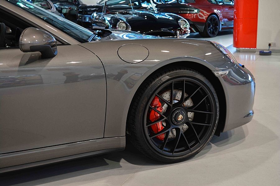 2017 Porsche Targa 4 GTS