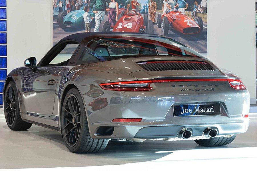 2017 Porsche Targa 4 GTS