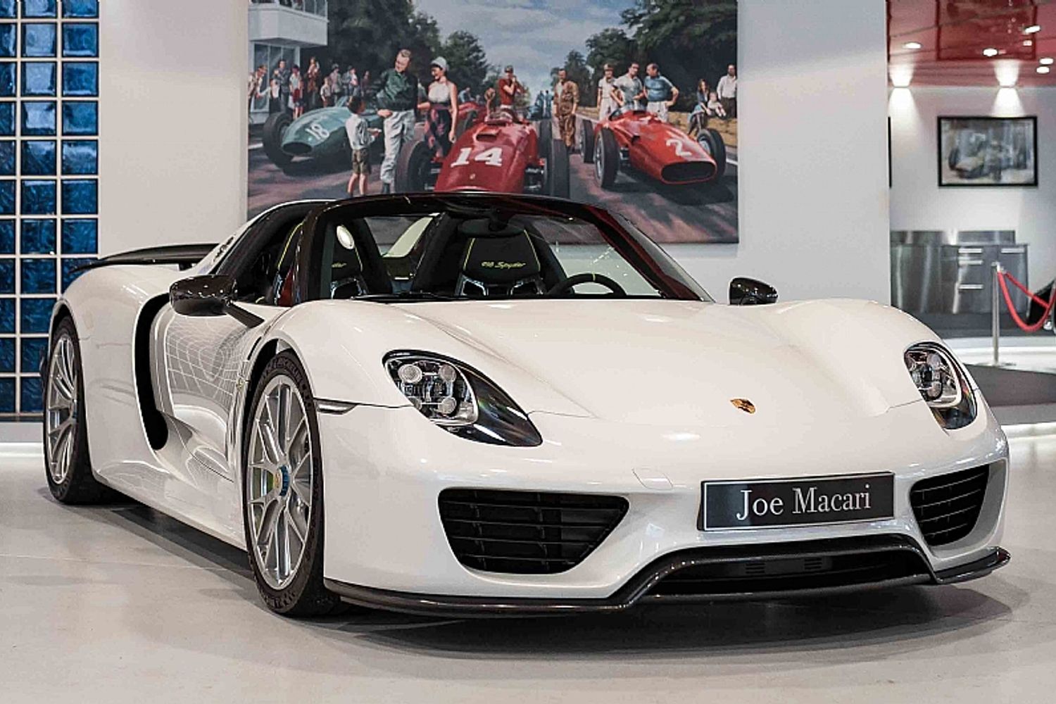 2015 Porsche 918 Weissach