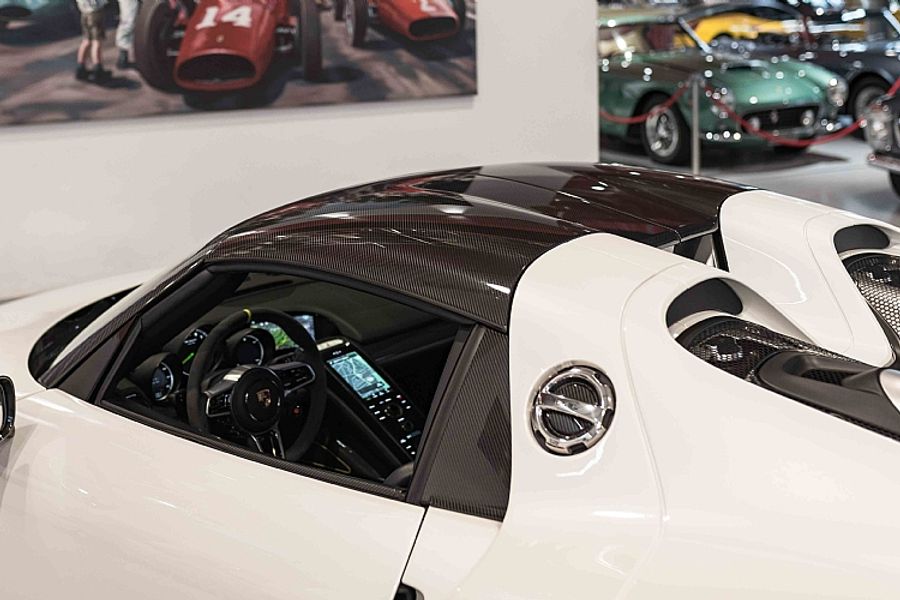 2015 Porsche 918 Weissach