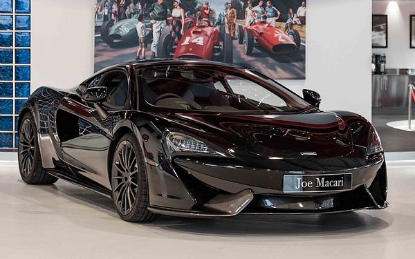 2017 McLaren 570GT