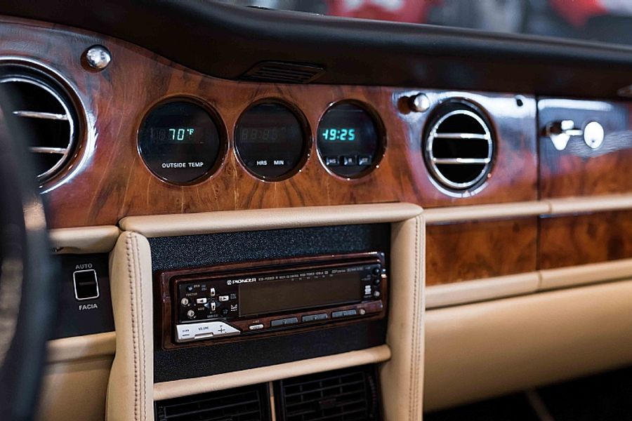 1986 Rolls-Royce Corniche