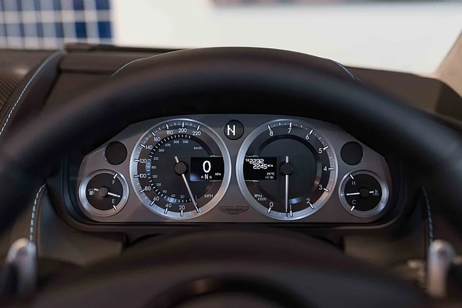 2014 Aston Martin V8 Vantage S Roadster