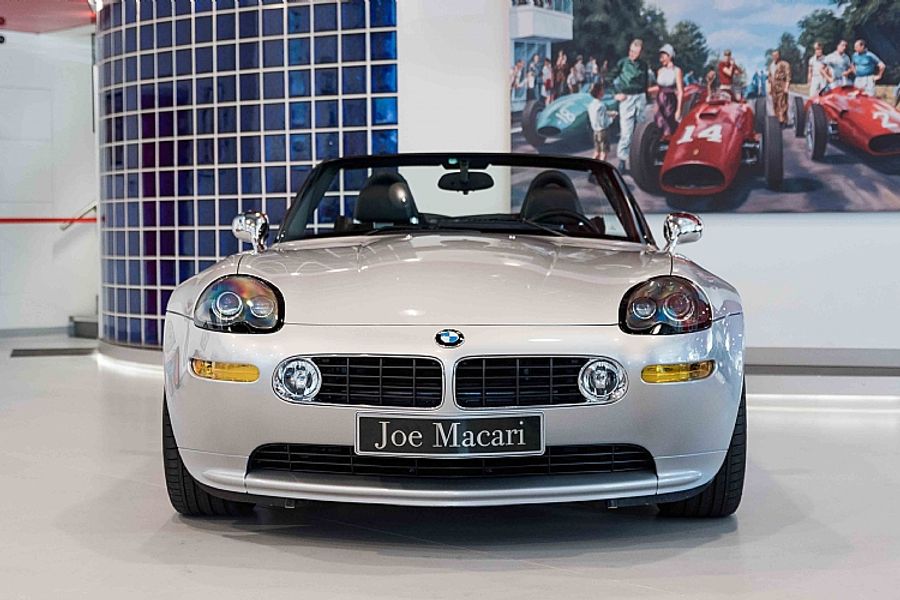 2002 BMW Z8