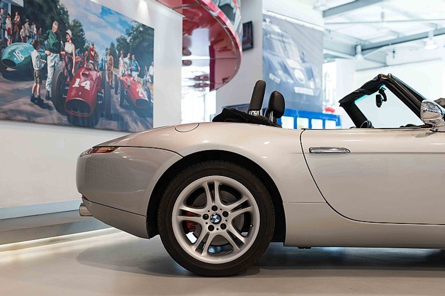 2002 BMW Z8