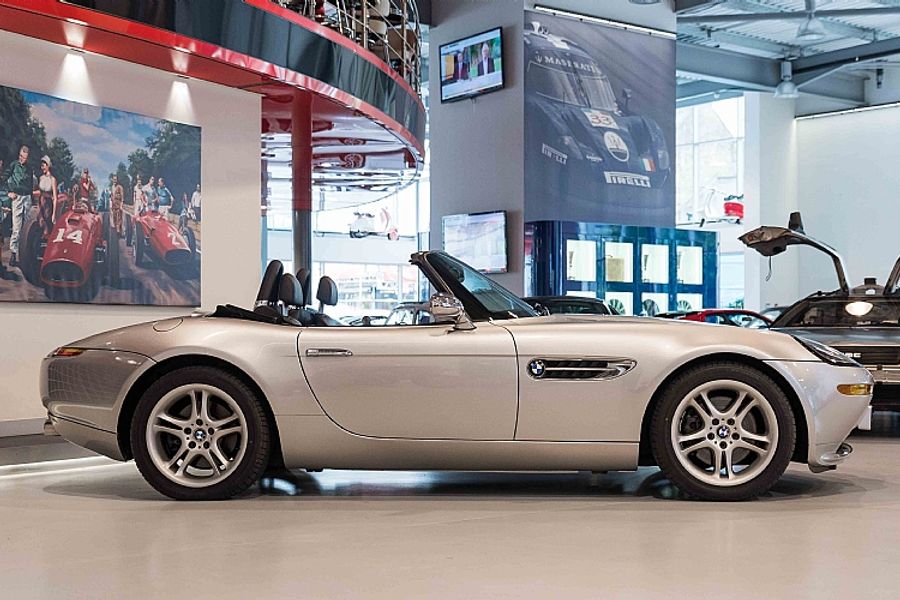 2000 BMW Z8