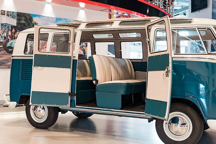 1966 Volkswagen Samba ‘Split-Screen’ Microbus