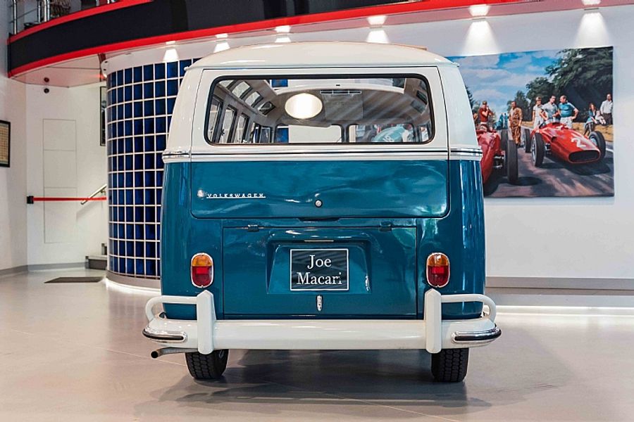 1966 Volkswagen Samba ‘Split-Screen’ Microbus