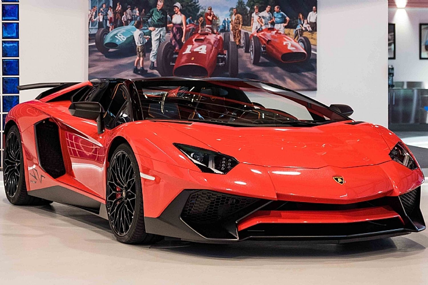 2017 Lamborghini Aventador SV Roadster