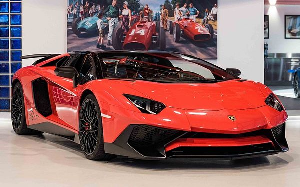 2017 Lamborghini Aventador SV Roadster