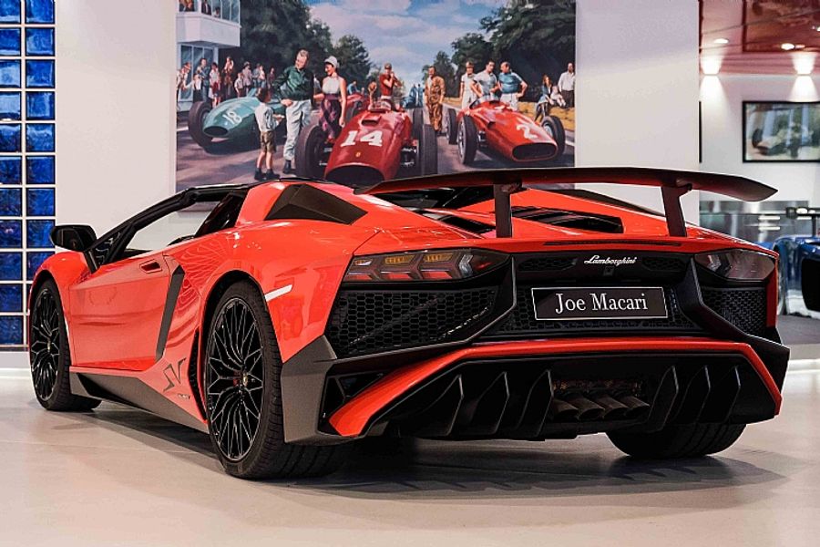 2017 Lamborghini Aventador SV Roadster