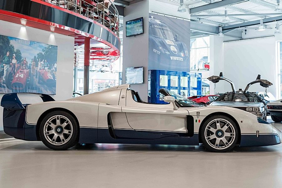 2005 Maserati MC12