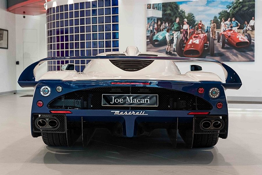 2005 Maserati MC12