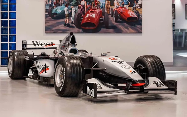 1999 McLaren F1 MP4-14 Show Car