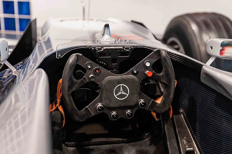 1999 McLaren F1 MP4-14 Show Car