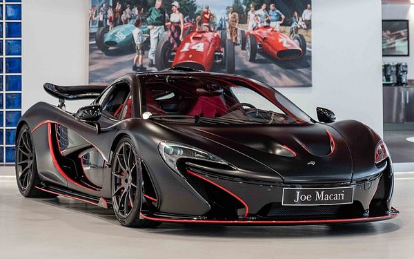 2015 McLaren P1
