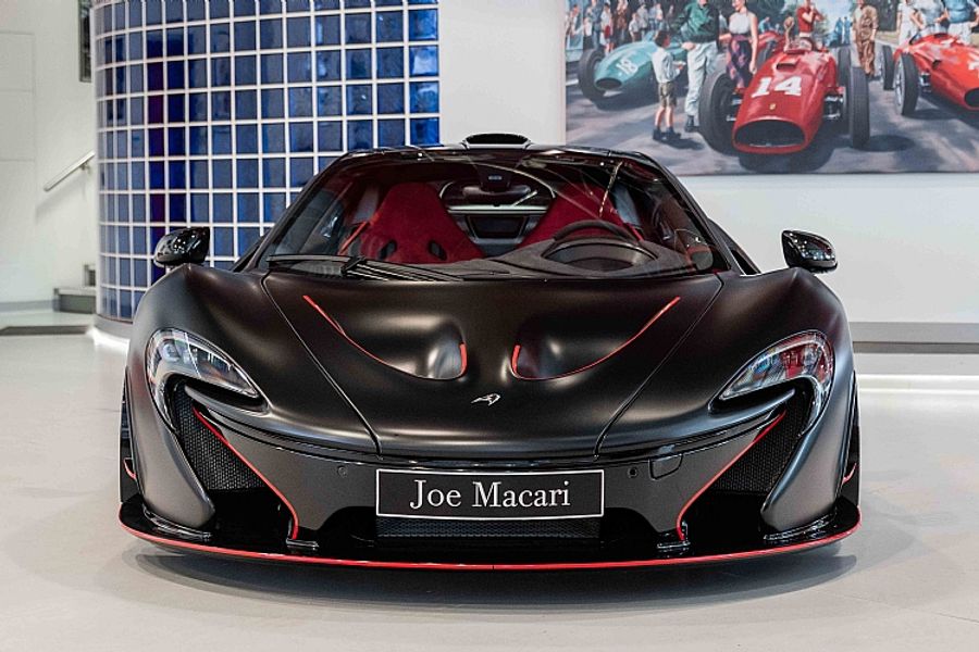 2015 McLaren P1