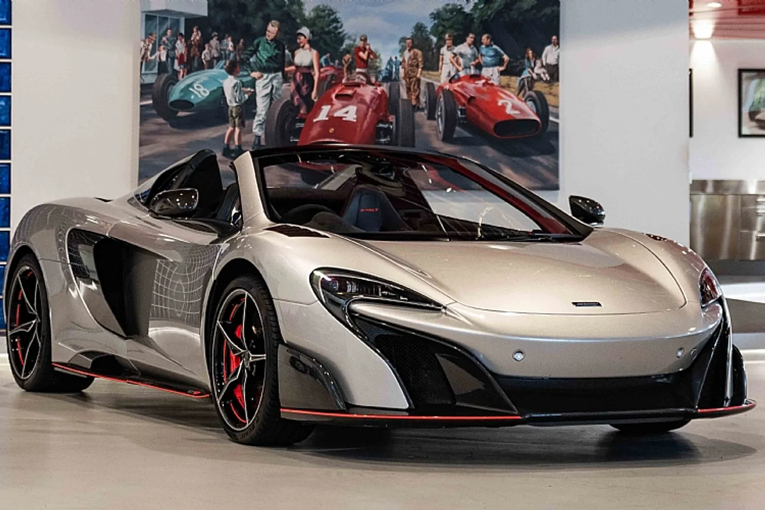 2017 McLaren 675LT Spider MSO