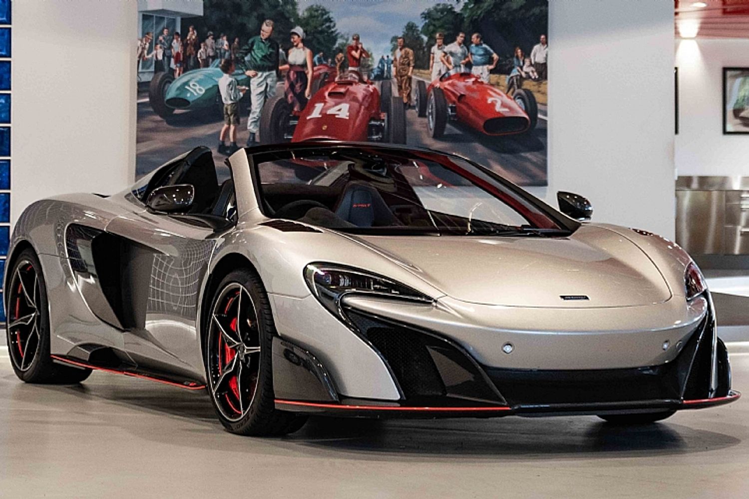 2017 McLaren 675LT Spider MSO