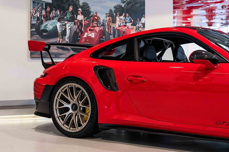 2018 Porsche 991 GT2RS RHD