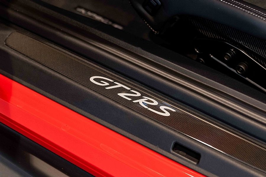 2018 Porsche 991 GT2RS RHD