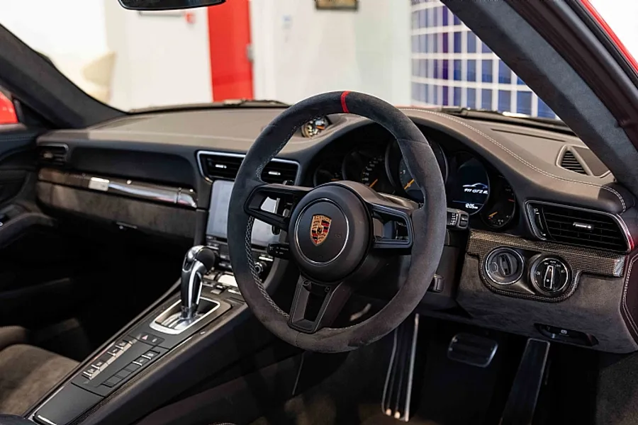 2018 Porsche 991 GT2RS RHD