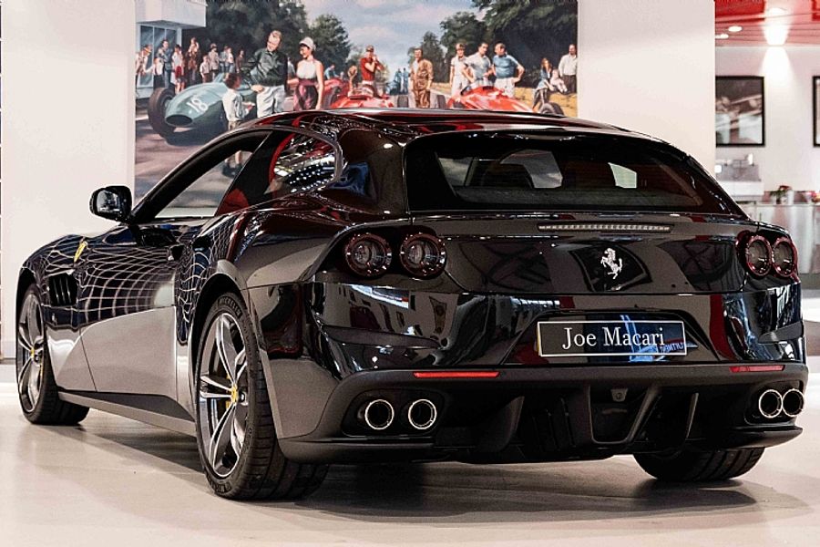 2018 Ferrari GTC4 Lusso V12
