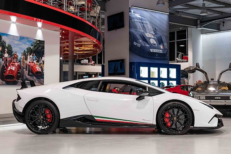 2018 Lamborghini Huracan Performante