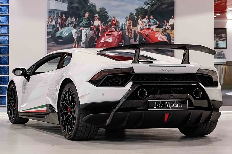 2018 Lamborghini Huracan Performante
