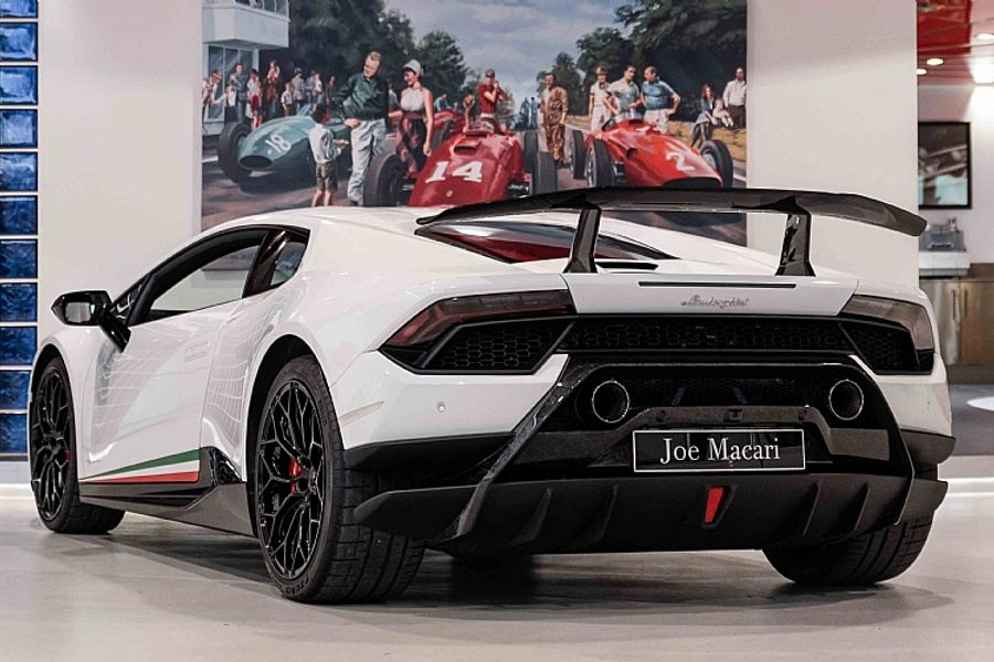 2018 Lamborghini Huracan Performante