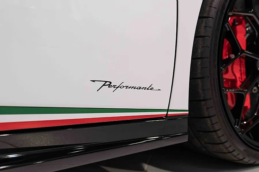 2018 Lamborghini Huracan Performante