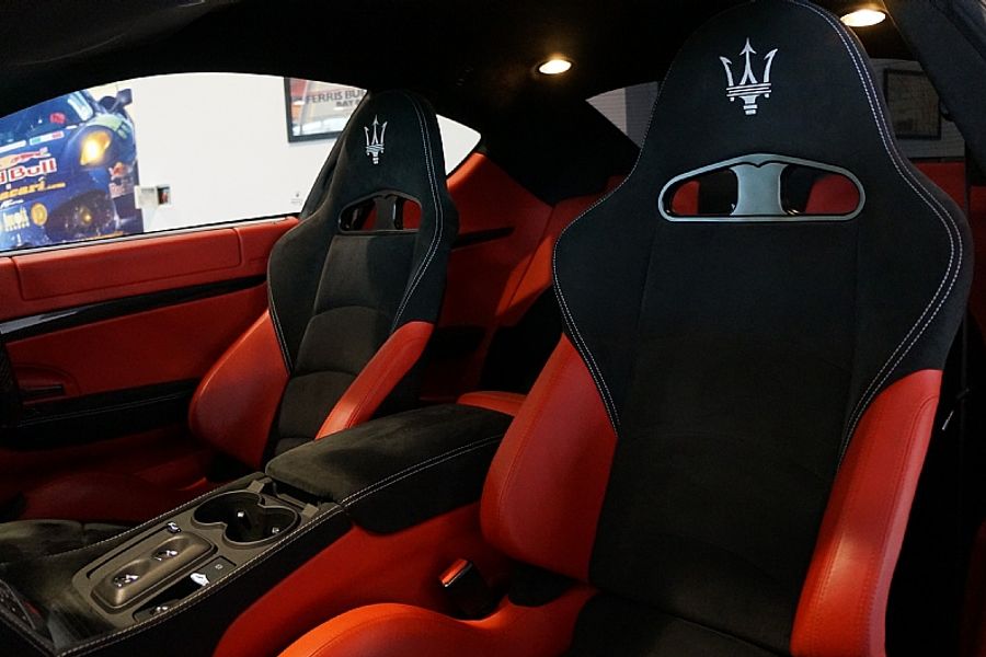 2011 Maserati Granturismo MC Stradale
